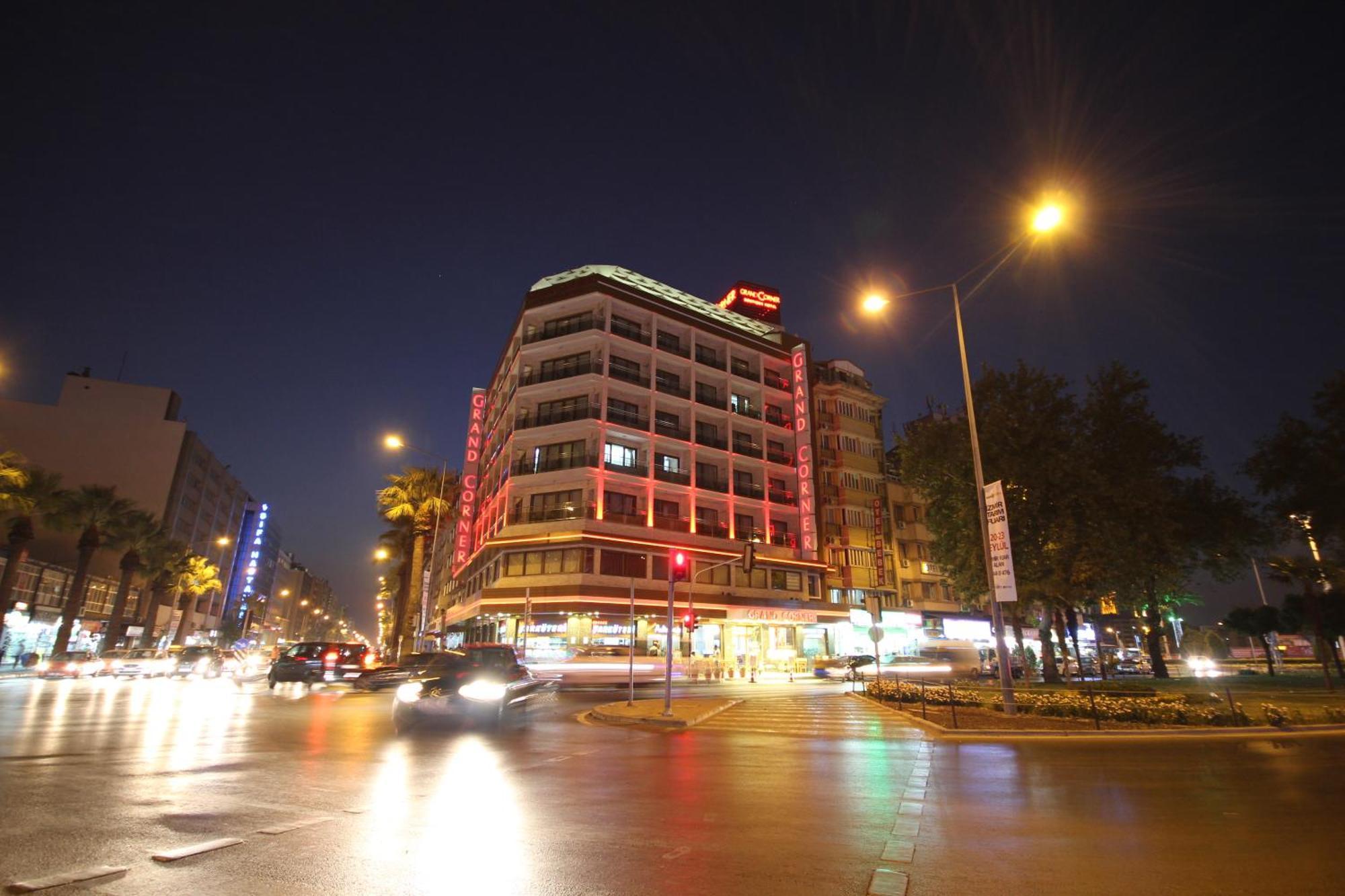 Grand Corner Boutique איזמיר