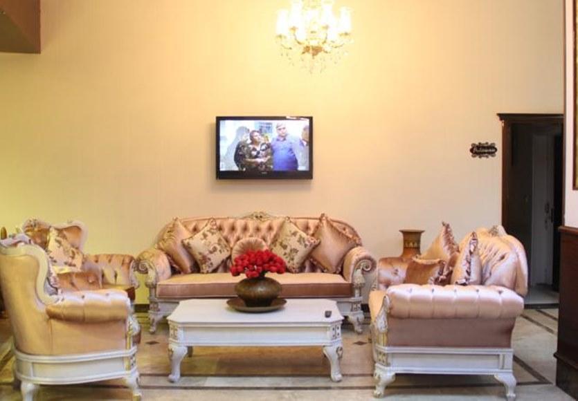 Grand Corner Boutique