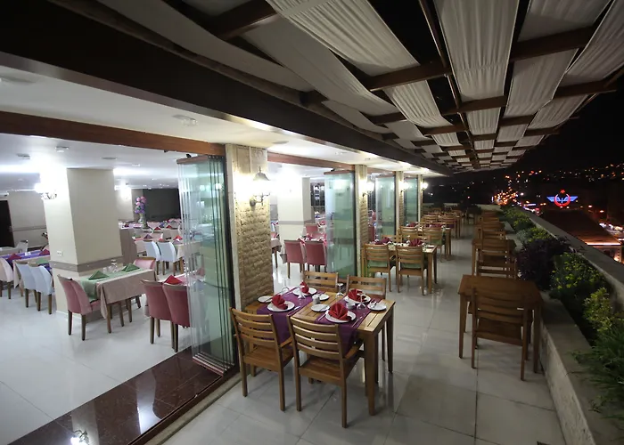 Grand Corner Boutique Hotel