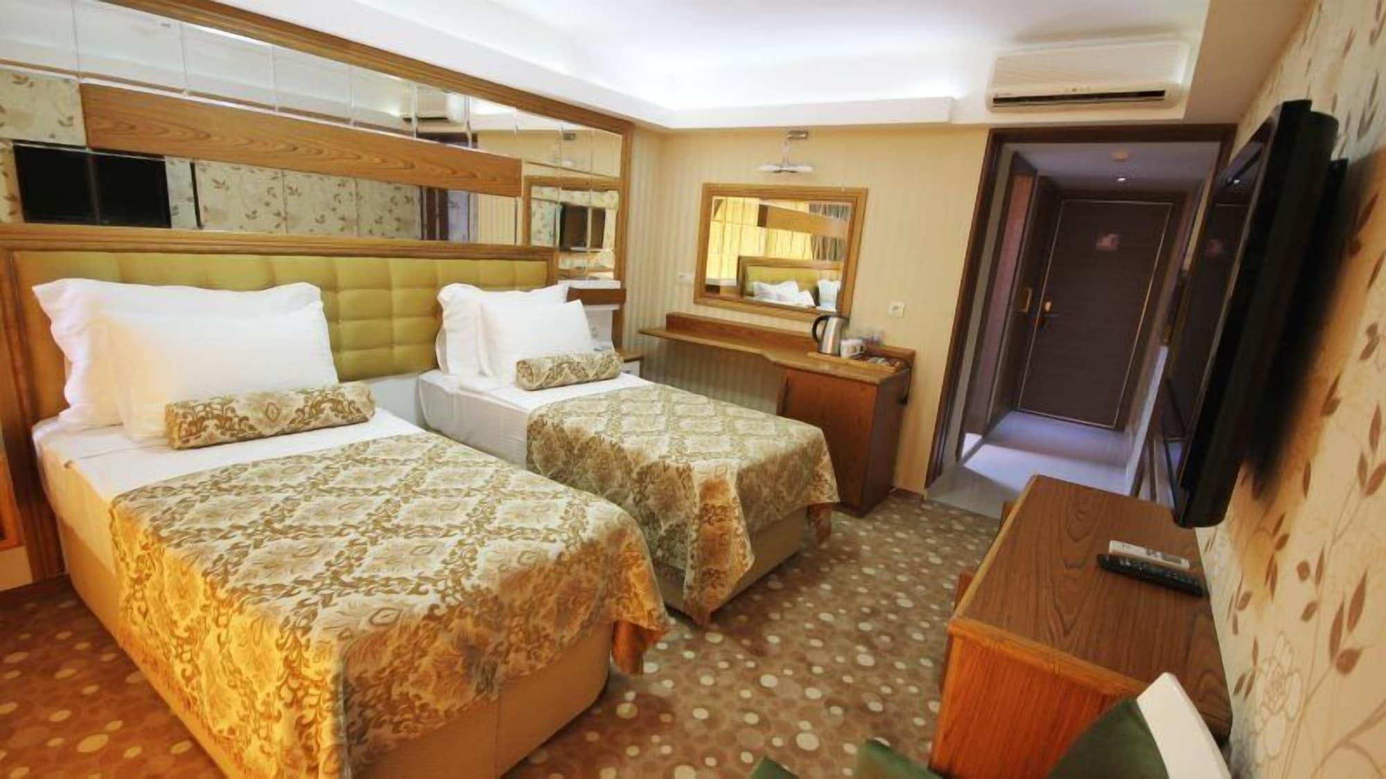 Hotel Grand Corner Boutique