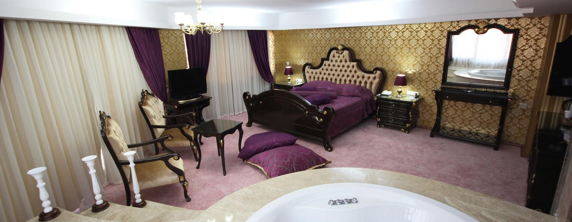 Grand Corner Boutique 4* İzmir