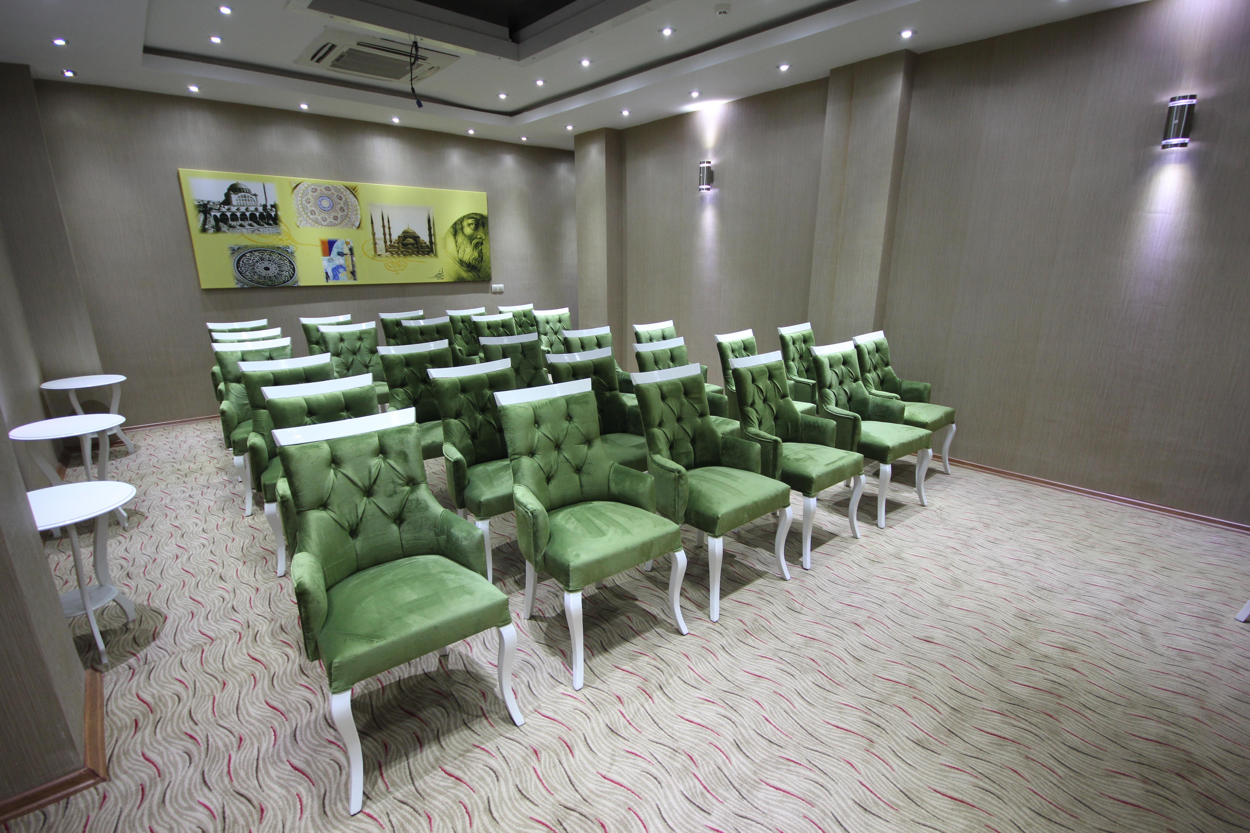 Grand Corner Boutique İzmir