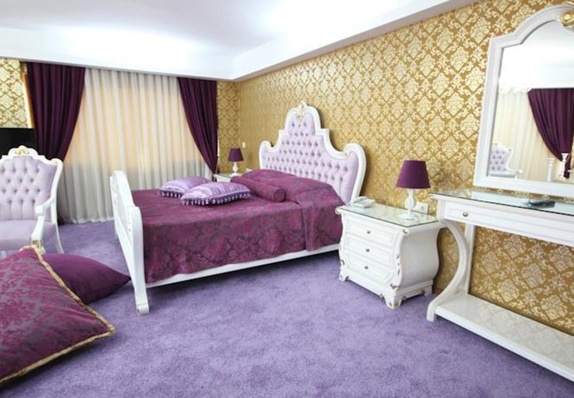 Grand Corner Boutique