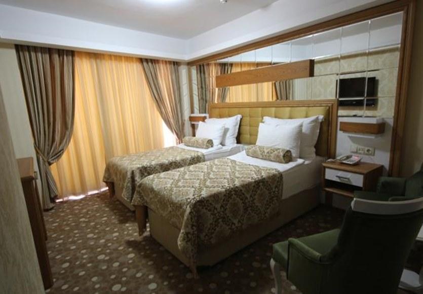 Grand Corner Boutique İzmir